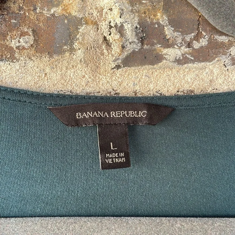 Banana Republic Long Sleeve Lace Teal Top Size Large